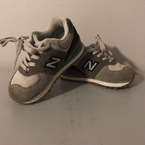 Boy tennis shoe size 5. Toddler